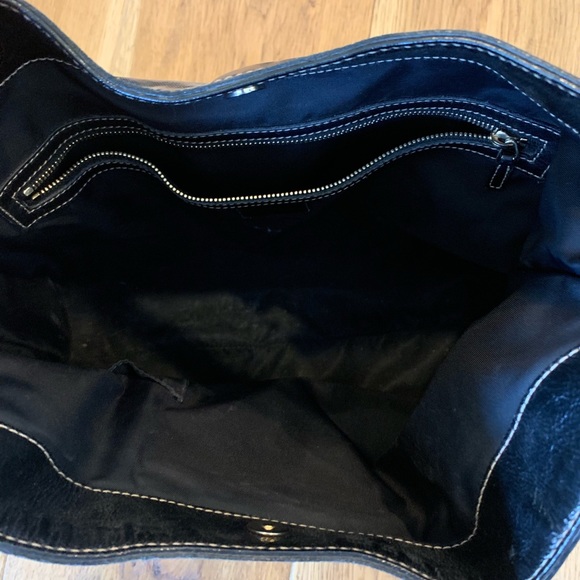 Black patent Gucci hobo bag - Picture 4 of 7